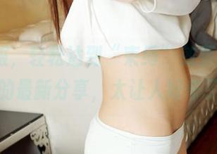 穿上制服，轻松达到“束缚”效果？3Agirl的最新分享，太让人好奇了！