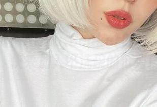 免费照片!Alina Becker的真希波教会,快来加入不洗碗的行列!