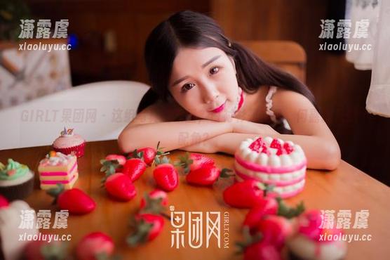 GIRLT果团网-何嘉颖 GIRLT果团网 - 这组写真图集里,白衬衫是主角,何嘉颖只是个配角?