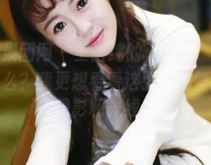 GIRLT果团网 – 王语纯的“白色”到底在表达什么？我更想看看这张美图壁纸上的阴影和光线。
