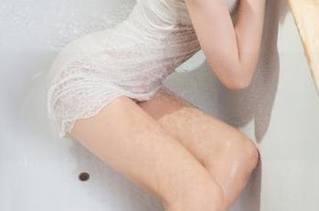 Ligui丽柜 – 最新图集来啦，Vicky的精品典藏，装着她的小心思和大态度。