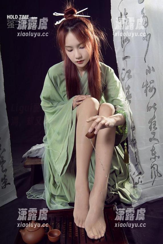 Ligui丽柜-婷婷 Ligui丽柜 - 婷婷这组私拍,少女气息满满,却又不乏点滴小调皮,图包,来取一个吧。