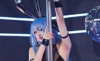 当Luisa_零纱的写真与女王搭上边，一波脑洞大开的精选作品来了！
