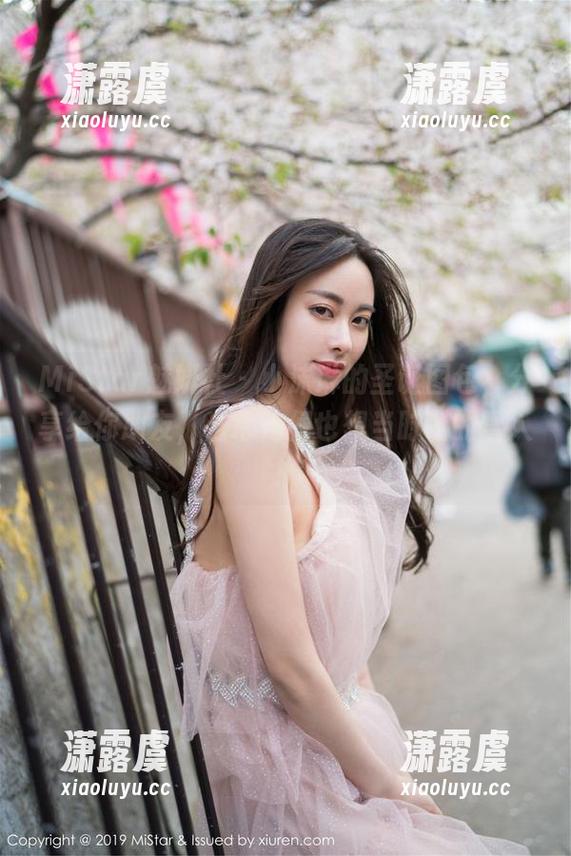 MiStar魅妍社-小沫琳 MiStar魅妍社 - 小沫琳的圣诞图包,分享给你朋友,当心她们也想当时髦的雪人!
