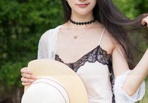 MiStar魅妍社 – 图片捕捉到的黄歆苑：天使也有撩人的一面？