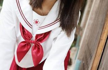 MyGirl美媛馆 – 温心怡那套婚纱图包，值得一看但又觉得不应该下载，唉，纠结！