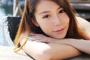 MyGirl美媛馆 – 王馨瑶的眼镜写真：美到我想闭眼