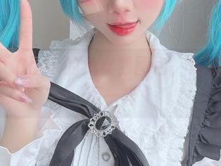 Poppa Chan的兔女郎图包,你想象中的不一样