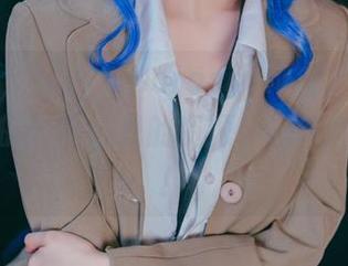 恍惚间,Sally Dorasnow成了女郎,办公室的npc是我的资源……你根本不懂!