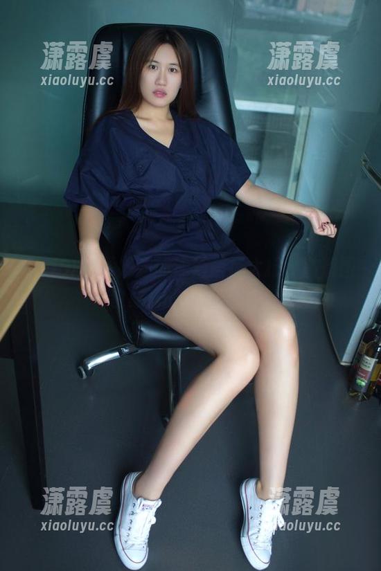 TuiGirl - 娜露的泳池画风太撩，高清图包必看的泳池奇遇！