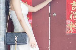 UGirls尤果网 – 尤菲儿制服写真集，下载前请确保有小心脏，别被萌晕了哦！