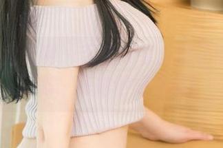 UGirls尤果网 – 图包分享：游子熙的女王姿态，私拍值得收藏！