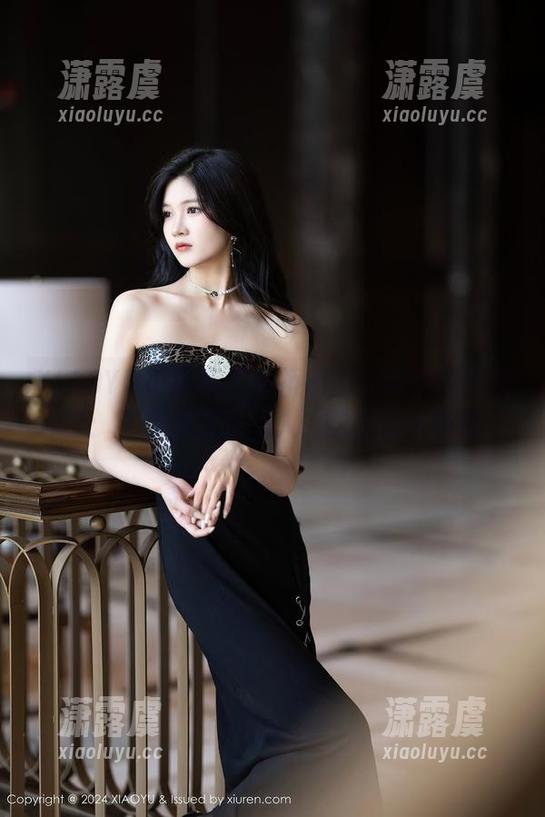 XIAOYU语画界-顾桥楠 XIAOYU语画界 - 顾桥楠豹纹带来的在线冲击:不走寻常路的人,总是让人瞩目。