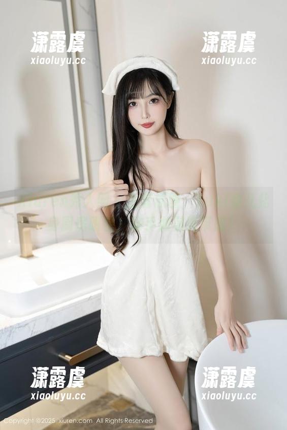 Xiuren秀人网-Yuki鱼儿 Xiuren秀人网 - 全套原图,Yuki鱼儿化身厨房明星,动手做菜真带感!