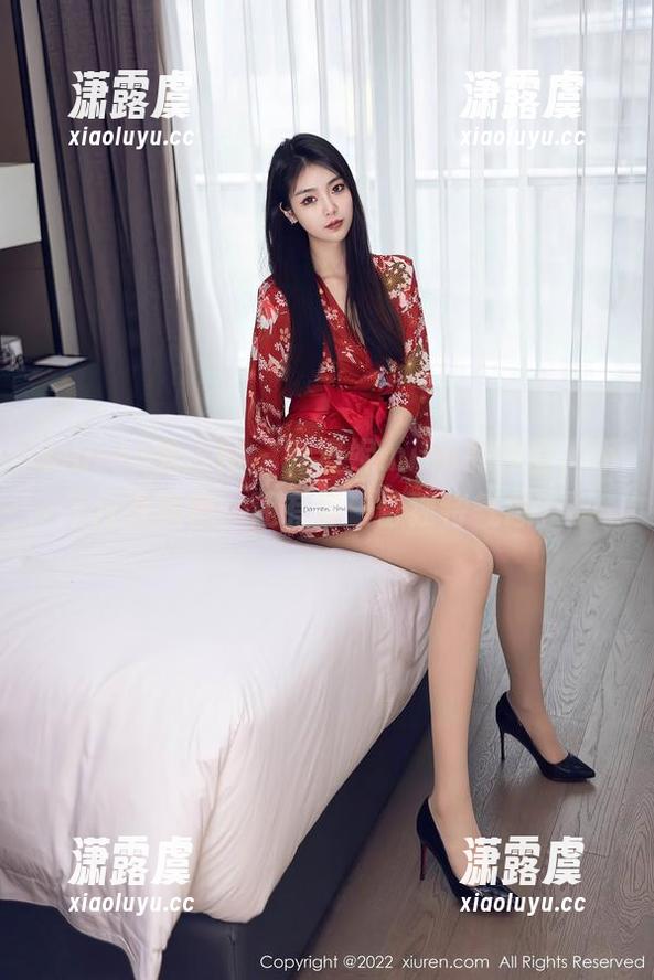 Xiuren秀人网-乔漫妮mina Xiuren秀人网 - 乔漫妮mina的作品,不仅是旗袍,还有那一份独特气息。