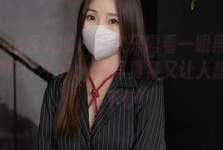 Xiuren秀人网 – 这次只需看一眼黑丝吊裙，周慕汐fairy的写真集又让人想“读”个不停！