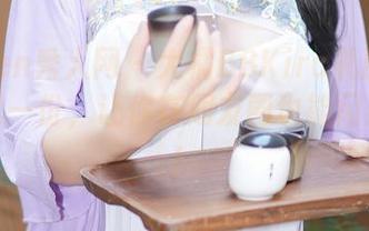 Xiuren秀人网 – 大橘BBKira礼服图包：下载一份，让你在朋友圈也能闪耀滴光！