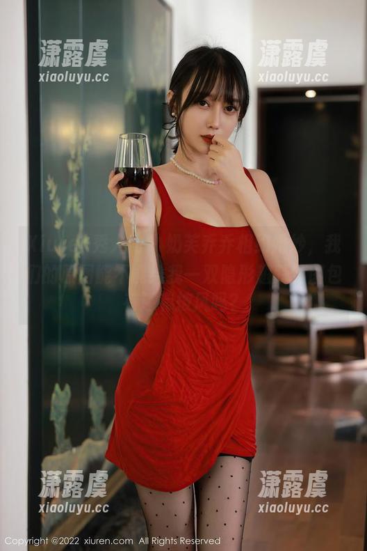 Xiuren秀人网-奶芙乔乔 Xiuren秀人网 - 奶芙乔乔相约婚纱,我们的原图能不能给我一双隐形翅膀?图包有还有披风吗?
