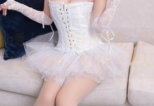 Xiuren秀人网 – 设计感满满，星子柒kiki的“女王”写真，福利太会挑人了吧！