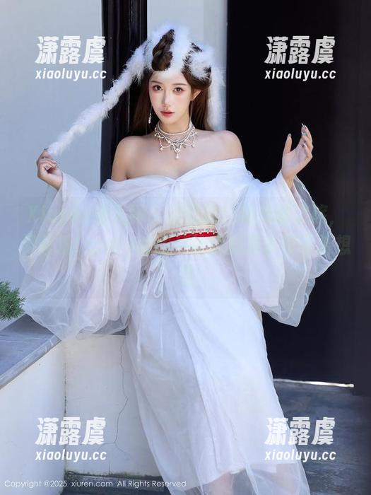 Xiuren秀人网-棉花糖Candy Xiuren秀人网 - 诗意的定制泳装之旅,棉花糖Candy的图片让我对海水有了新想法