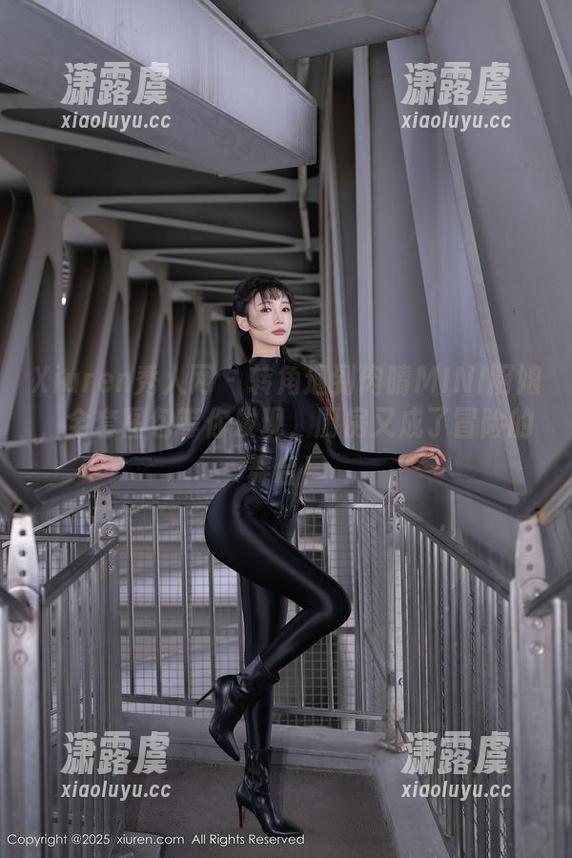Xiuren秀人网-肉晴MINI Xiuren秀人网 - 转角遇到肉晴MINI厨娘,全套图包等你发现,厨房又成了冒险的舞台!