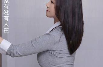 Xiuren秀人网 – 芝芝bootyjk制服来袭，高清照片，毕业季的校园恋爱图鉴？