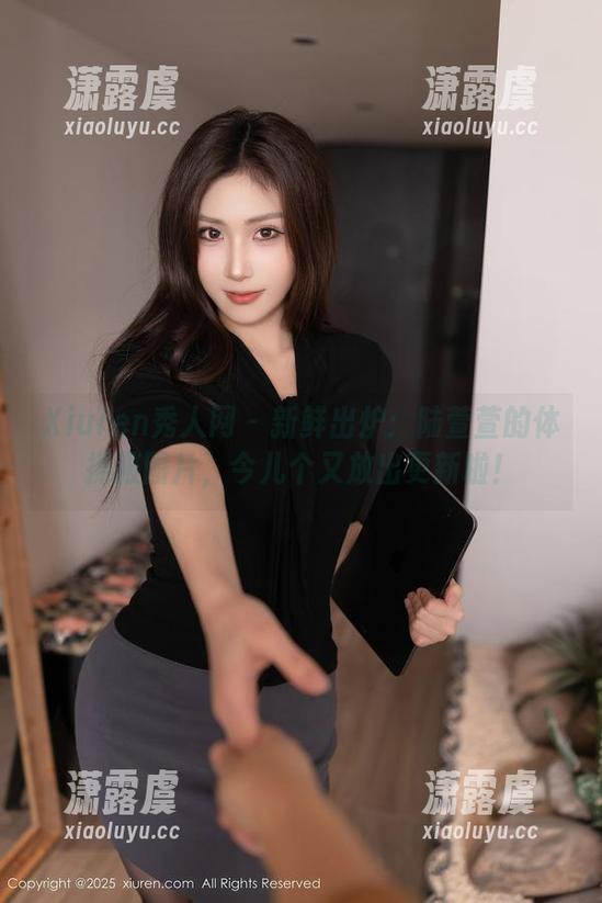 Xiuren秀人网-陆萱萱 Xiuren秀人网 - 新鲜出炉:陆萱萱的体操服图片,今儿个又放出更新啦!