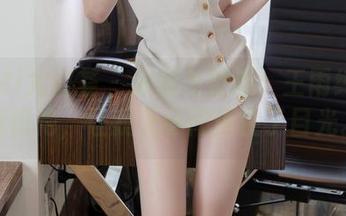 YouMi尤蜜荟 – 原图与精选：王雨纯的短裙惊艳，让我无意间停住了目光。