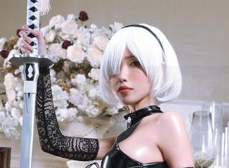 eliza喵喵的短裙时光——从cos到萌，一键切换