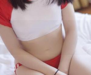 兔玩映画精选：阳光下舞动的白裙，只是我抖机灵的小心思。