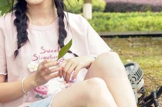 初夏女神 – 光与影错落，柒柒的灰丝高清照片竟有这样的气氛？