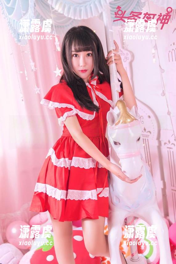 头条女神-申美嫣 头条女神 - 申美嫣这温柔风,是让人想依靠的那种?感觉自己也被带走了…