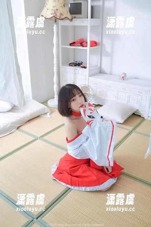 姜仁卿(강인경)的毛衣原图，分享个热乎乎的想法！