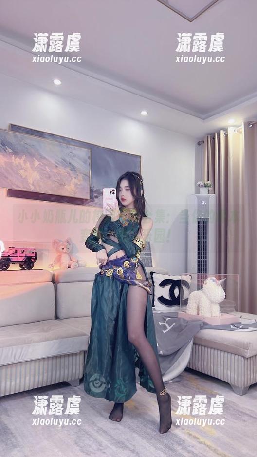 小小奶瓶儿的校园写真合集：当你的课本变成“奶”乐园！