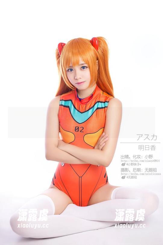 免费图册：小野妹子w化身厨娘，这一波不拿白不拿啊！