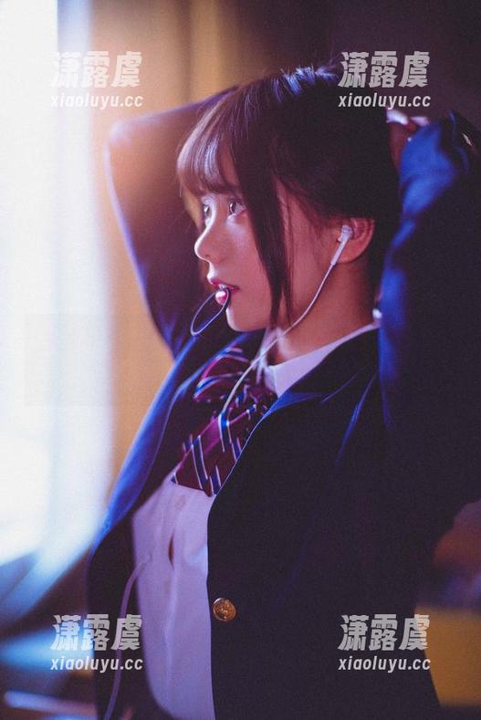 小野妹子w 走过校园,留下的小野妹子w身影,cos写真里悄悄绽放。