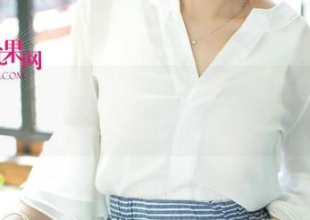 尤果网 – 王语纯和她的妹妹，套图也是个不错的陪伴。