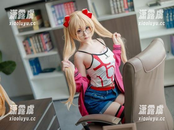 看看幼水铃衣的梦浴少女，cos图集中小细节令人目不转睛啊！