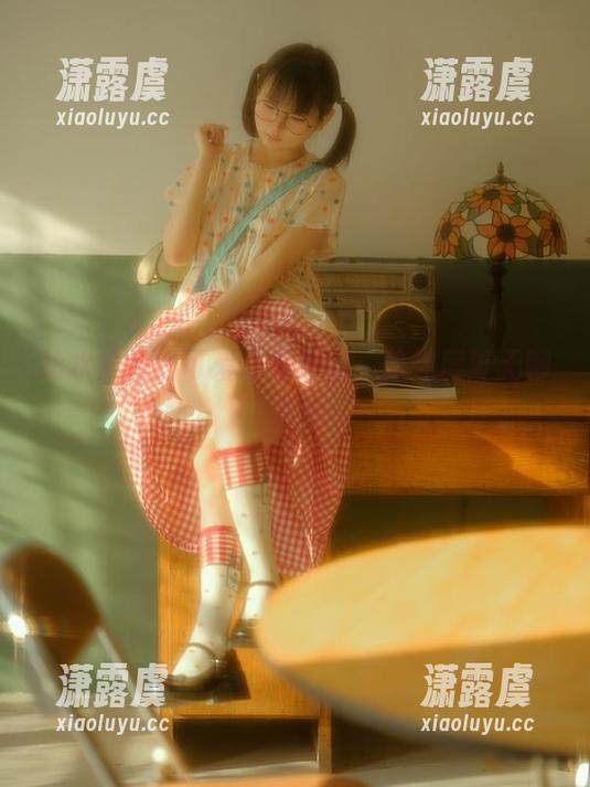 幼水铃衣 幼水铃衣的可爱写真原图,陪你度过无聊时光