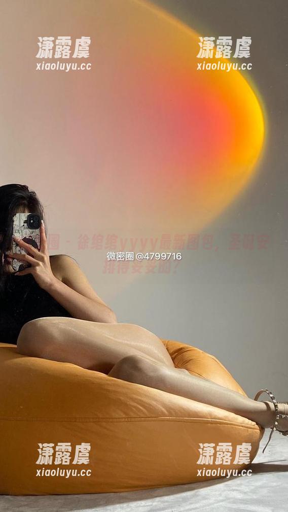 徐绾绾yyyy 微密圈 - 徐绾绾yyyy最新图包,圣诞安排得妥妥的?