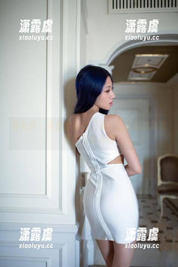 推女郎-土豆姐 推女郎 - 这份套图在召唤:土豆姐连体衣带你飞的姿势