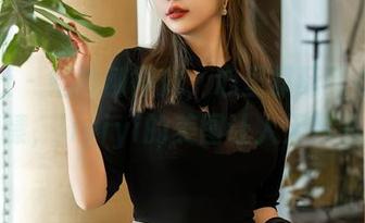 星颜社 – 婚纱刚得体，心里却酝酿着纠结的情愫，liyiyi的美图让人无从下手。