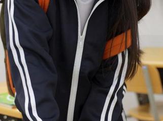模范学院 – 免费美图兑变魔术—茜茜Kimi带你领略夏日的奇幻。