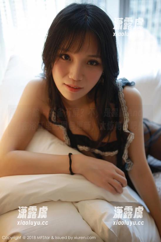 模范学院-露露Andrea 模范学院 - 孔雀开屏?不,是露露Andrea在浴缸里的图包更新,太惊艳了吧!