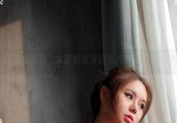 微密圈 – 图集很精彩，水蜜桃米米的私拍热辣红让你秒变小丑！