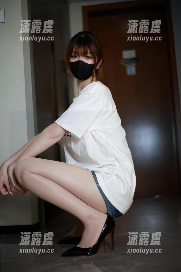白龙猫女 微密圈 - 讲真的,这次白龙猫女的复古无弹力咖啡色丝写真集更新,满满都是气质,不得不再多看一遍!