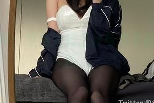 美图时间：眼酱大魔王w与兔子的绝妙搭档。