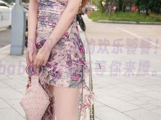 秀人网 – 一头双马尾的欢乐饕餮！周慕汐baby全套写真等你来撩。