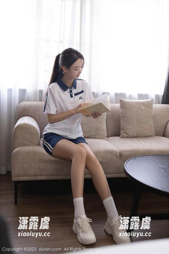 秀人网-小逗逗 秀人网 - 白色系列定制大图:小逗逗的趣点图片来助兴