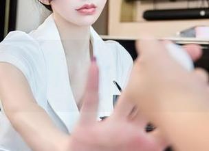 秀人网 – 高清花嫁壁纸：尤妮丝一秒化身婚礼女神，啧啧…